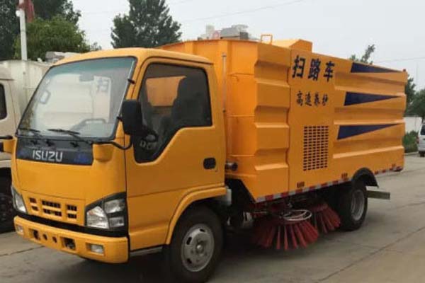 东风大多利卡扫路车 东风大多利卡扫路车