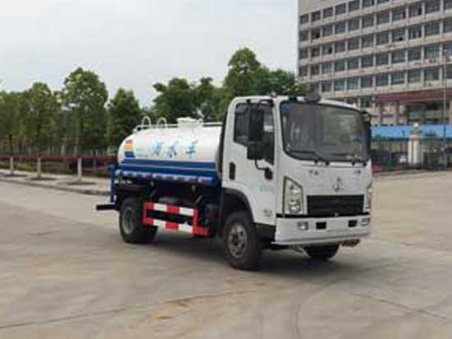 陕汽轩德5.7方洒水车