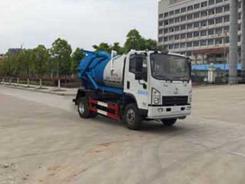 陕汽轩德5.5方真空吸污车