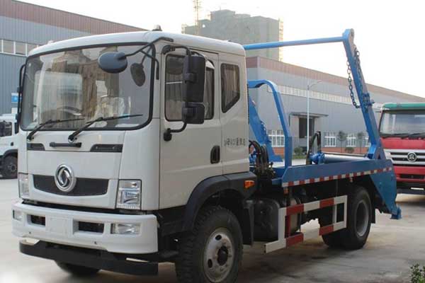 东风御虎摆臂式垃圾车 东风御虎摆臂式垃圾车