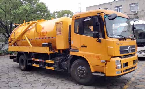 东风天锦12.7方吸污车