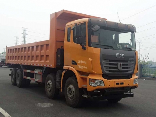 集瑞联合前四后八自卸式垃圾车