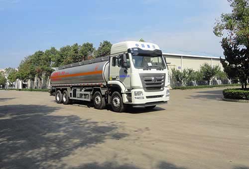 豪瀚前四后八26.6方FL型铝合金易燃液体罐式运输车