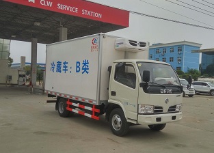 蓝牌东风多利卡厢长4米冷藏车