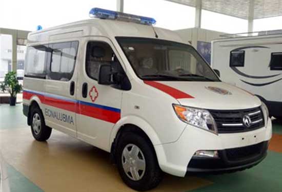 东风御风短轴救护车前45度角图片 东风御风短轴救护车前45度角图片