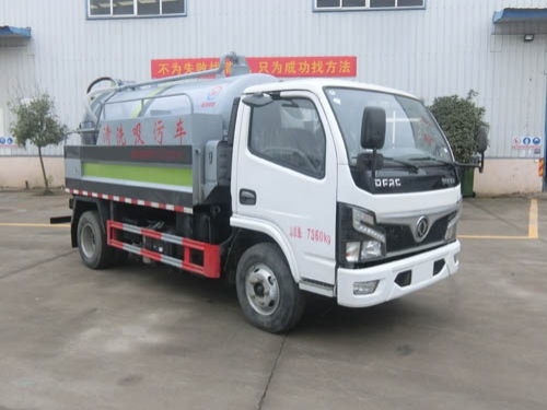 东风小多利卡1.4方水2.3方污清洗吸污车