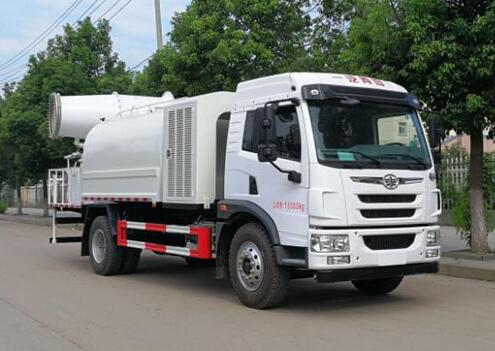 解放多功能抑尘车