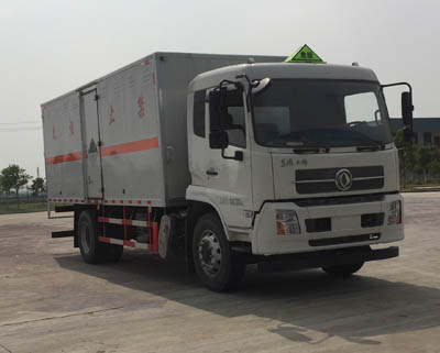 东风天锦厢长6.2-6.6米杂项危险物品厢式运输车