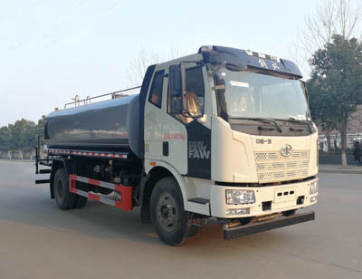解放J6(14吨)多功能洒水车