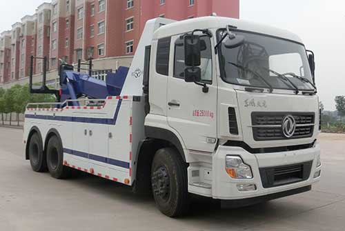 东风天龙后八轮重型清障车
