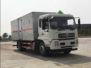 东风天锦厢长6.2-6.6米腐蚀性物品厢式运输车