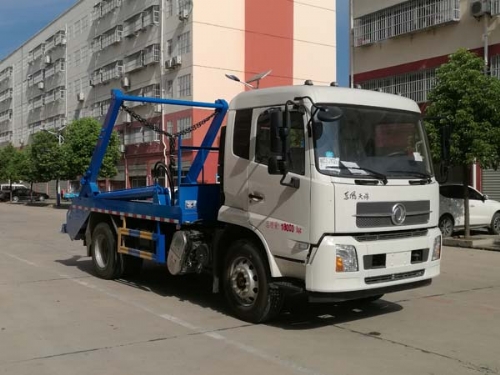 东风天锦10方摆臂式垃圾车