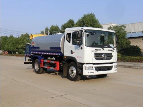 东风多利卡D9多功能抑尘车