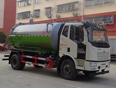 解放J6(13方)真空吸污车