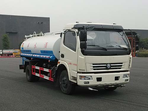 楚风9吨环卫洒水车