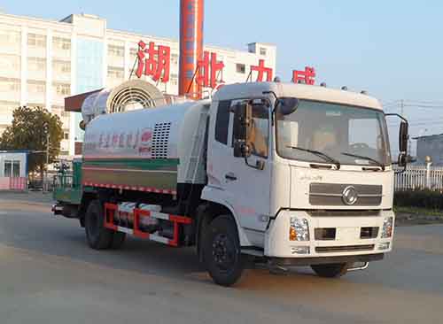 东风天锦(天然气)8.2方多功能抑尘车