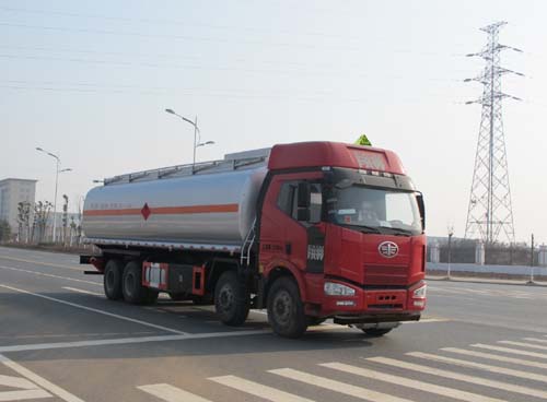 解放前四后八24.6方丁醚易燃液体罐式运输车