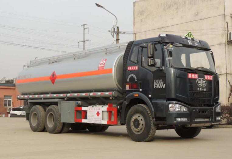 解放后八轮20.3方流动加油车