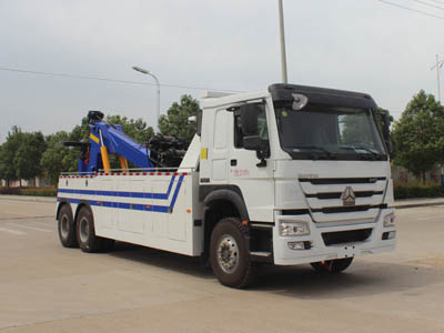 豪沃后八轮重型清障车