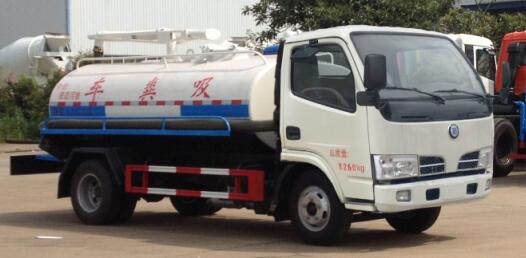 楚风轻卡5.8方吸粪车