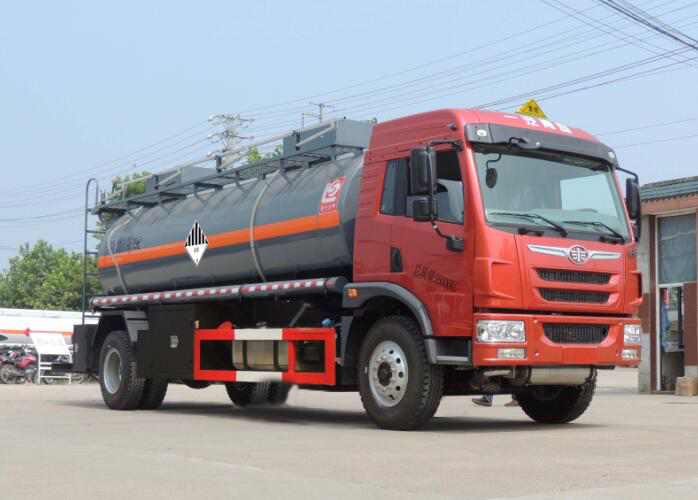解放9.4方杂项危险物品罐式运输车