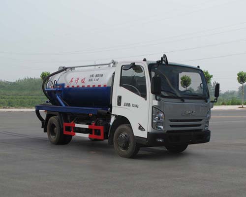 江铃凯锐4.6方吸污车