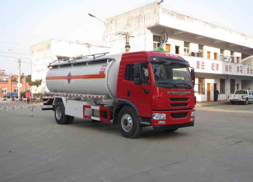 解放15.3方FL型流动加油车