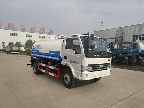 跃进6吨园林绿化洒水车