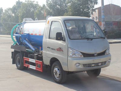 蓝牌黑豹2方真空吸污车