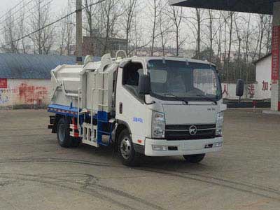 凯马压缩式对接垃圾车