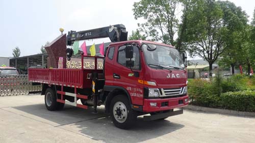 江淮厢长4.8米6.3吨吊随车起重运输车