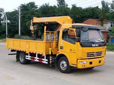 东风凯普特厢长4.3米4吨吊随车起重运输车